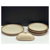Noritake stoneware dinnerware, approximately seven pieces, Madeira Ivory, see pictures for details.