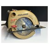 Skilsaw Classic, powers up, see pictures for details.