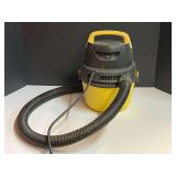 Small wet dry vac, powers up, see pictures for details.