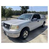 2006 Ford F-150 Pickup XL V8, 5.4