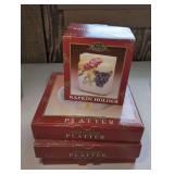 VINTAGE WORLD SHOWCASE GIFT COLLECTIONS CERAMIC NAPKIN HOLDER AND THREE GLASS PLATTERS, ALL IN ORIGINAL BOXES