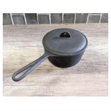 VINTAGE CAST IRON 2 QUART STEW PAN WITH LID, MADE IN USA