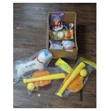 BOX OF VINTAGE CHILDREN