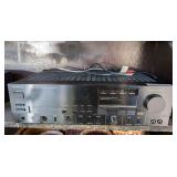 KENWOOD STEREO INTEGRATED AMPLIFIER KA-880SD