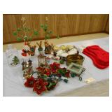 VARIOUS CHRISTMAS DECOR W/SANTA, REINDEER & SNOWMEN (21) PCS