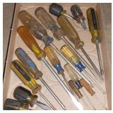 (16) ASSORTED SCREWDRIVERS