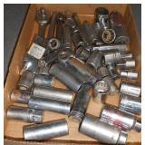 1/2" DRIVE W/RATCHET, SAE & METRIC SOCKETS & EXTENSIONS (48 PCS
