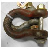 (2) CLEVISES