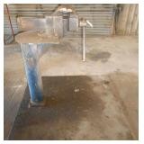 MORGAN VICE ON METAL STAND ***SPECIAL LOAD OUT INSTRUCTIONS***