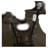 (2) PNEUMATIC BOTTLE JACKS (1) WORKING