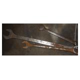 (1) MAC 1 3/4" , (1) WRIGHT 1 5/16" & (1) SPARTA 1 1/8" COMBO WRENCHES