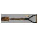 TRACK SHOVEL