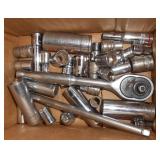 1/4" DRIVE RATCHET, SAE & METRIC SOCKETS (31) PCS