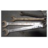 4 PC COMBO WRENCH SET (1) 3/8", (1) 1/2" & (2) 5/8"