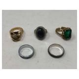 Ladies fashion rings, and bands, five pieces total, see pictures for details.