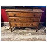 DEN… Vintage rolling three drawer chest, believed to be oak, see pictures for details.