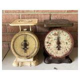 Vintage food scales, two pieces, both pieces were made by the Pelouze manufacturing company, see pictures for details.