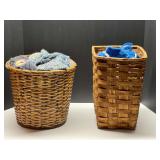 DEN… Woven baskets, two pieces, with content of yarn and more, see pictures for details.