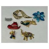Lovely vintage estate brooches/pins, see pictures for details.