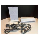 LR… Starlink router with power pack, working condition unknown, see pictures for details.