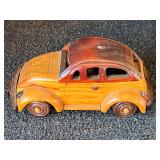 Volkswagen, this collectible piece is made of wood, see pictures for details.