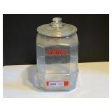 LR… Vintage Lance cracker jar with lid, jar rim has some chipping, see pictures for details.