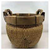 DEN… Vintage Chinese woven willow basket, see pictures for details.