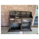 Vintage looking wall mount curio, see pictures for details.