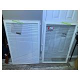 DEN… Window inserts with blinds, please inspect to make sure these fit your needs, set of two, see pictures for details.