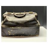 DEN… Large vintage satchel, believed to be a doctors bag, see pictures for details.