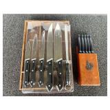 Assorted kitchen knives, also comes with a vintage wooden cutlery tray, see pictures for details.