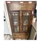 KIT… Vintage/antique wooden pie safe, items shown in pictures are sold in separate lots, see pictures for details.