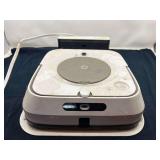 DEN…iRobot floor cleaner, working condition unknown, see pictures for details.