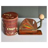Vintage egg scale with faux egg, also includes a collectible egg tin, see pictures for details. ￼