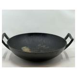 KIT… Cast-iron wok, no lid, see pictures for details.