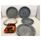 DEN… Vintage enamelware plates and soap holder, see pictures or details.