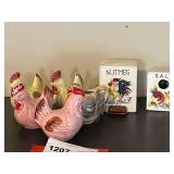 KIT… Assorted rooster themed salt and pepper shakers, creamer, and more. See pictures for details.