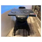 DEN… Vintage/antique Tandy wood stove from Columbus Iron Works Co., See pictures for details.