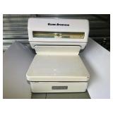 Vintage Globe – Stimpson market scale, see pictures for details.