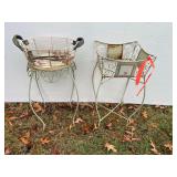 Set of two wire plant stands