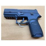 SIG SAUER  9 MM  P250  EAK116002  PISTOL