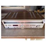 Kenwood KR-720 AM-FM Stereo Tuner Amplifier