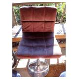 Adjustable Height Swivel Bar Stool