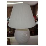 White Ceramic Swirl Table Lamp