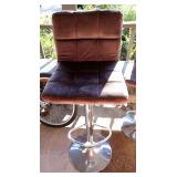 Adjustable Height Swivel Bar Stool