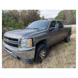 2013 Chevrolet Silverado 2500 Pickup LT V8, 6