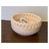 VINTAGE FOSTORIA SHELL PINK MILK GLASS "RANDOLPH" PATTERN BOWL 5" ROUND X 2 1/2" TALL