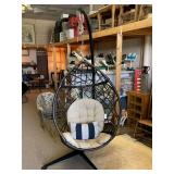INDOOR/OUTDOOR LARGE HANGING EGG CHAIR WITH CUSHION - WEIGHT CAPACITY 350 LBS 37.4" X 37.4" X 77" TALL
