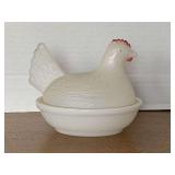 VINTAGE INDIANA GLASS WHITE PRESSED GLASS HEN ON NEST 5" LONG X 4" TALL X 3 1/2" WIDE