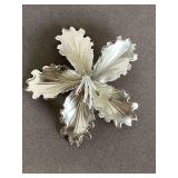 VINTAGE LARGE SILVERTONE FLOWER BROOCH - CHECKOUT